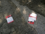 Провокация: Оппоненты раскидали листовки КПРФ по кладбищу 